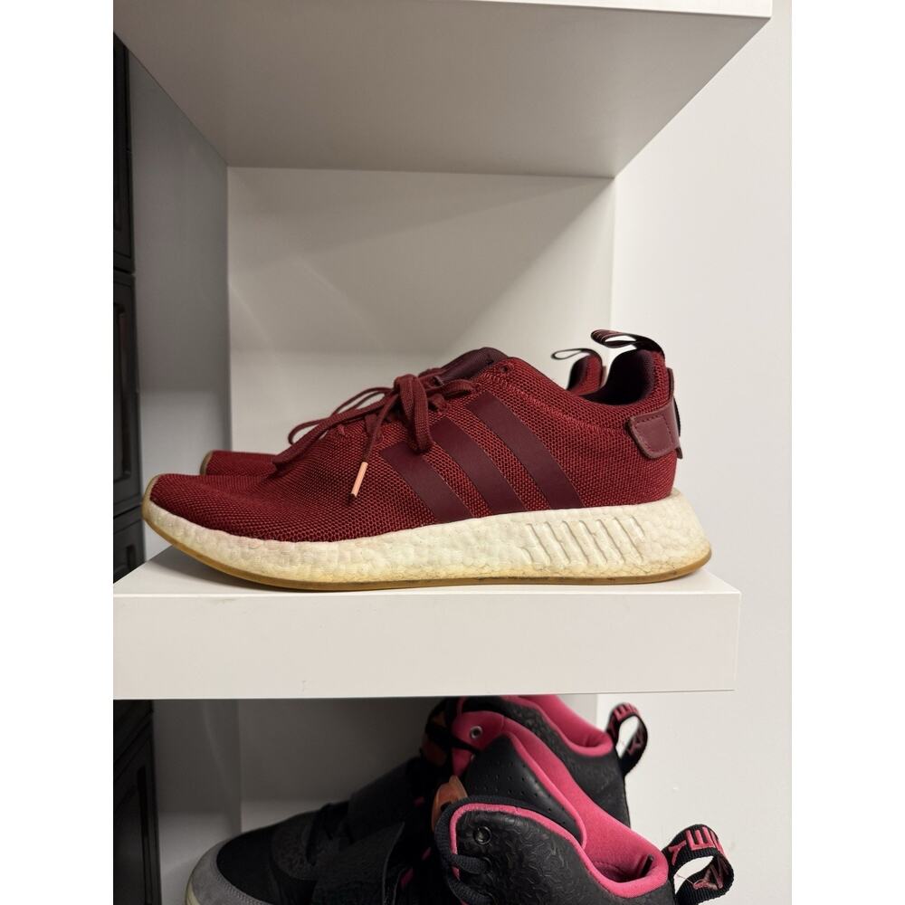 adidas NMD R2 Burgundy Gum Sole CQ2404 Mens Size 10 Boost Casual Sneaker